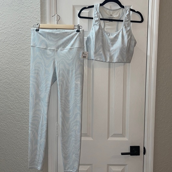 RVCA Other - RVCA Workout Set